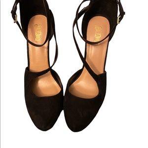 Women size 12 black high heels Brash brand